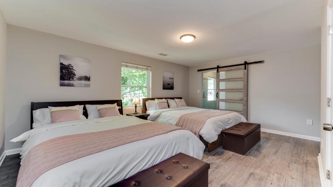 Stylish 3Br 3Ba Colonial House By Cozysuites Alexandria Exterior photo